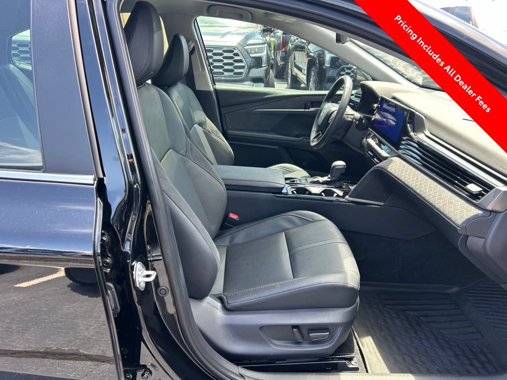 Used 2026 Toyota Camry XLE FWD image 19