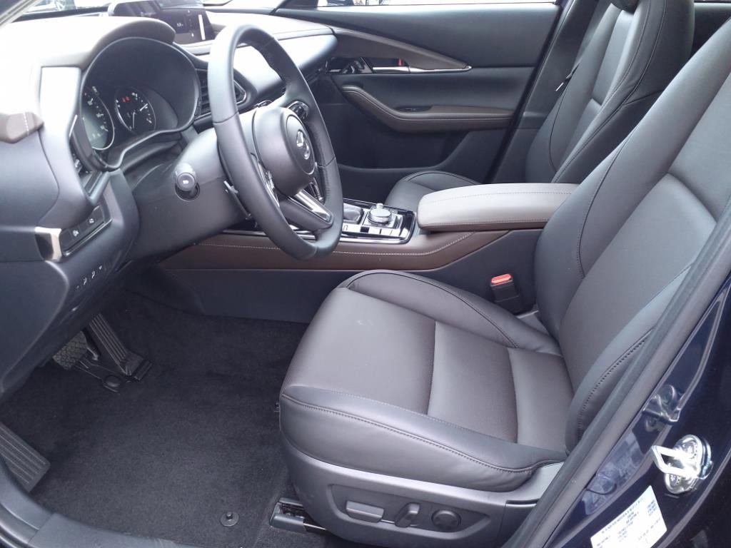 New 2025 MAZDA CX-30 AWD 2.5 S w/ Premium Package image 9