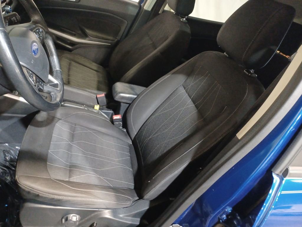 Used 2018 Ford EcoSport SE w/ SE Convenience Package image 13