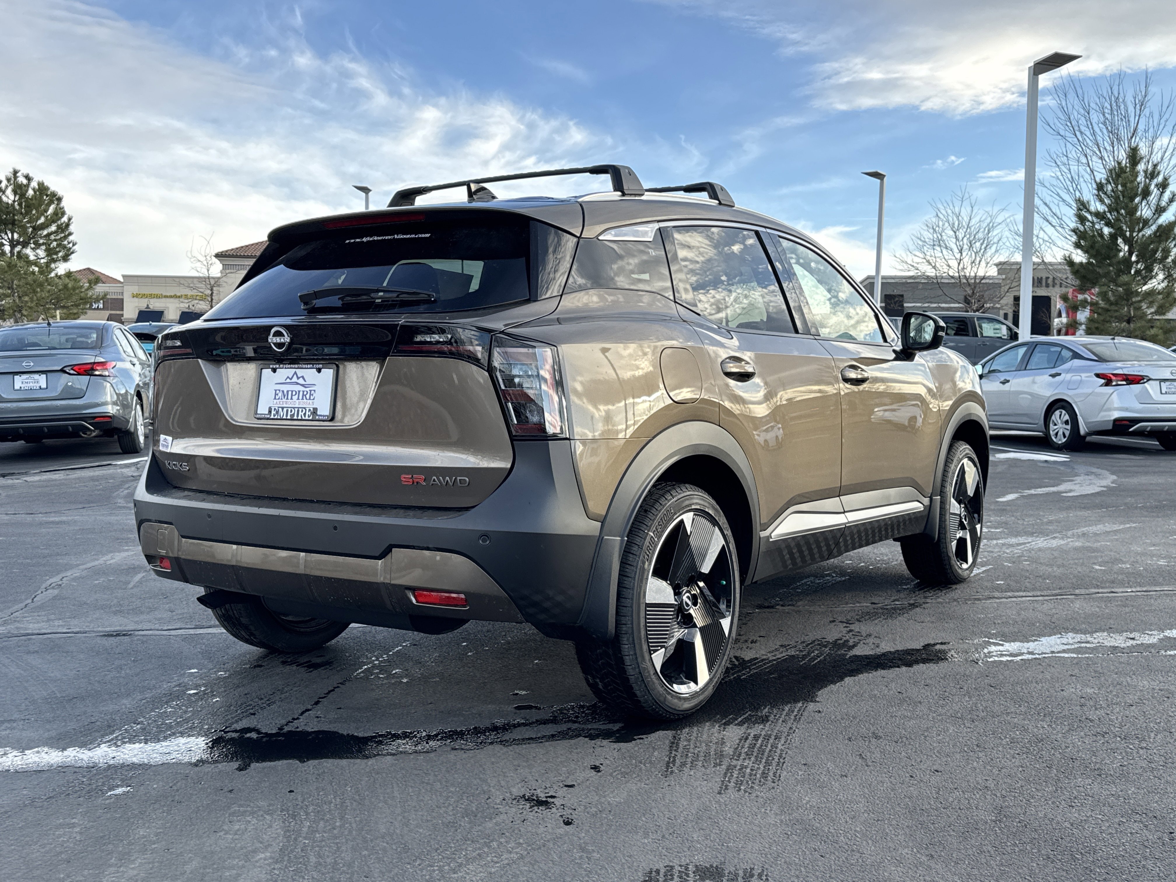 New 2026 Nissan Kicks SR w/ Cold Weather Package AWD/4WD image 3