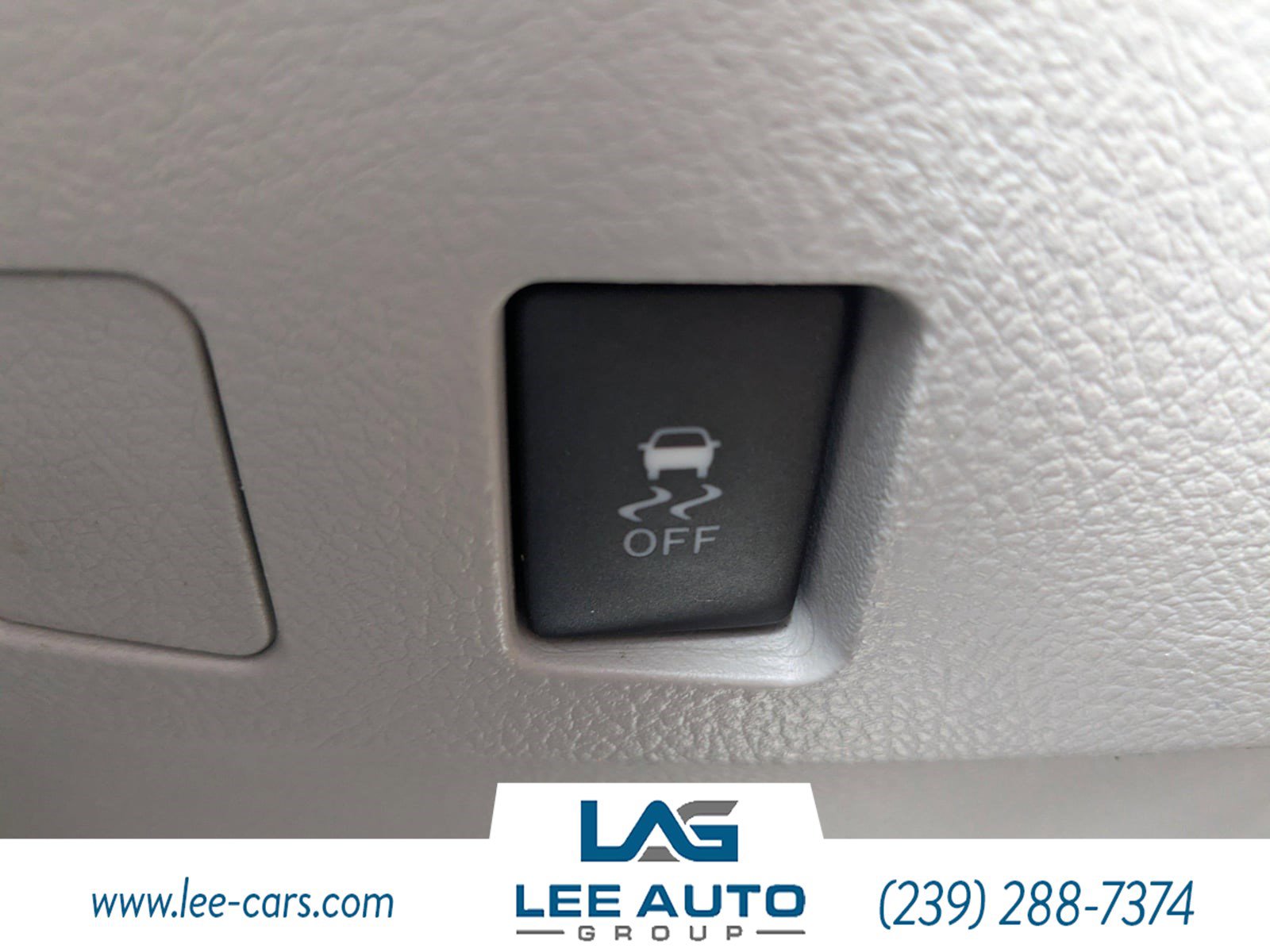 Used 2011 Toyota Camry LE w/ LE Extra-Value Pkg image 23