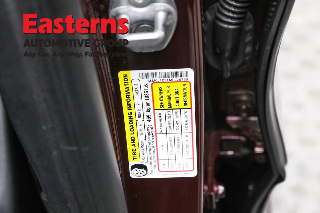 Used 2021 Lincoln Corsair Standard w/ Premium Package image 38