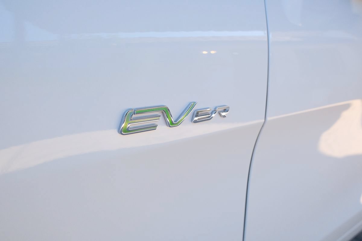 Used 2012 Fisker Karma EcoSport RWD image 44