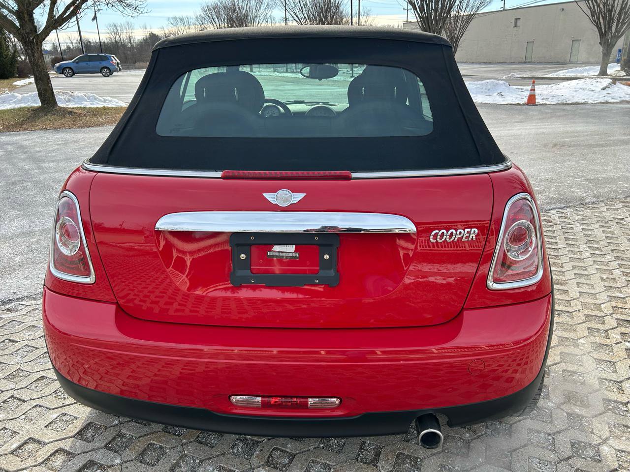 Used 2013 MINI Cooper Convertible image 6
