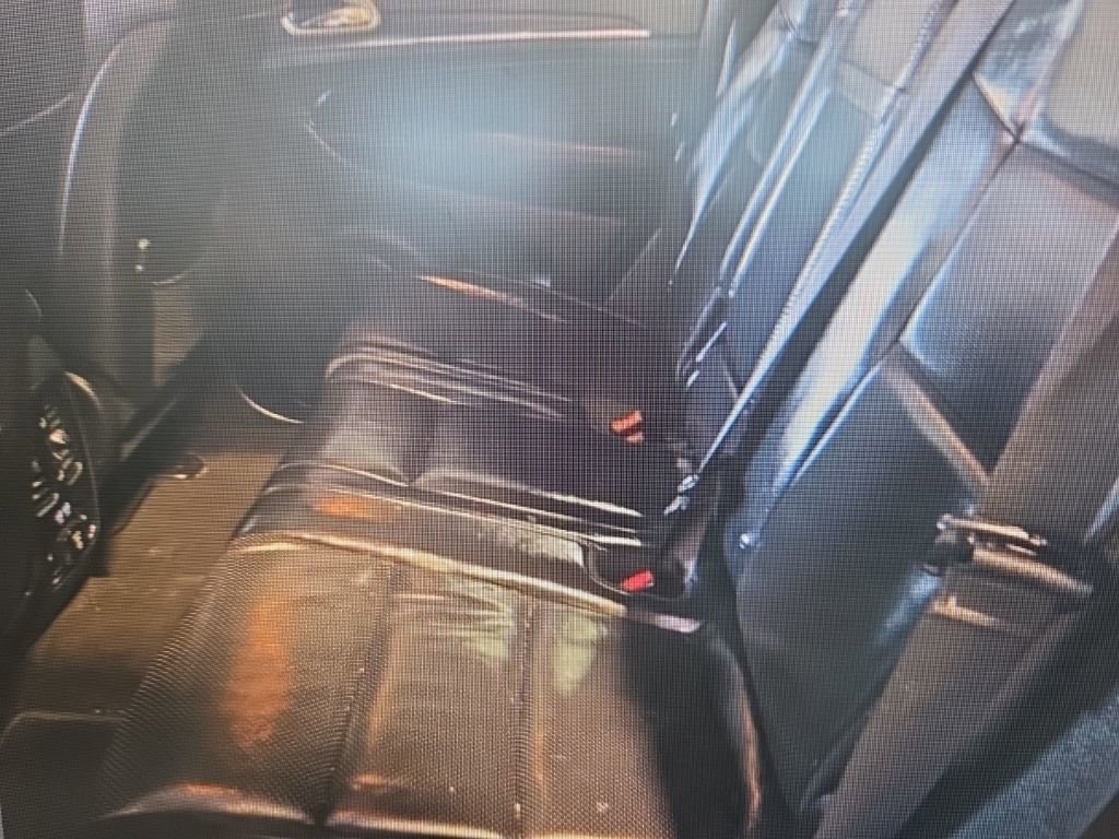 Used 2015 Jeep Grand Cherokee Limited w/ Luxury Group II image 11