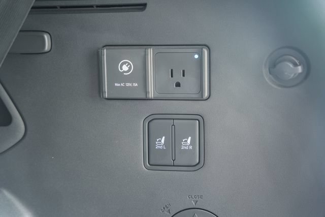 Used 2026 Kia EV9 Light RWD image 11