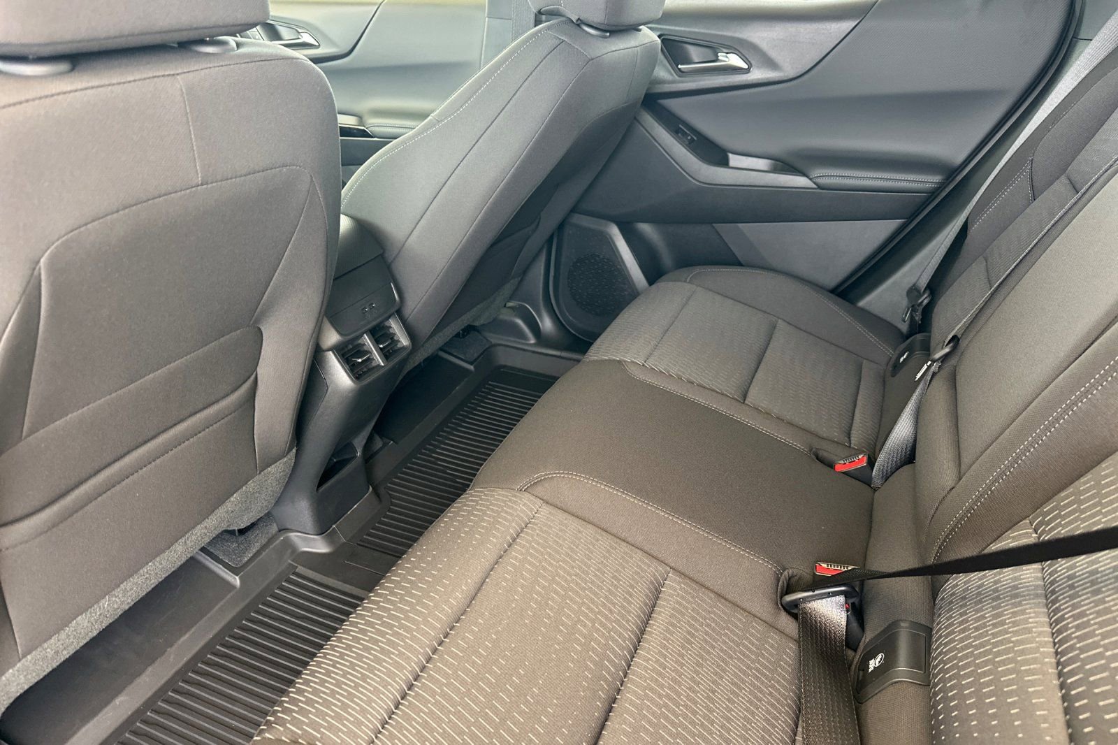 New 2026 Chevrolet Equinox LT AWD/4WD image 13