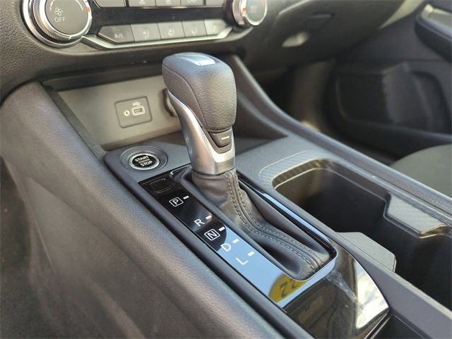 Certified 2023 Nissan Sentra S image 33