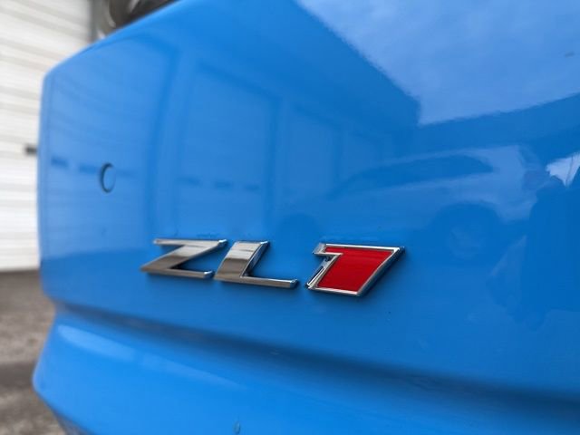 Used 2022 Chevrolet Camaro ZL1 image 16