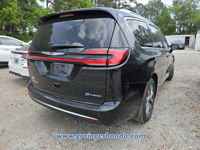 Used 2024 Chrysler Pacifica Pinnacle image 7