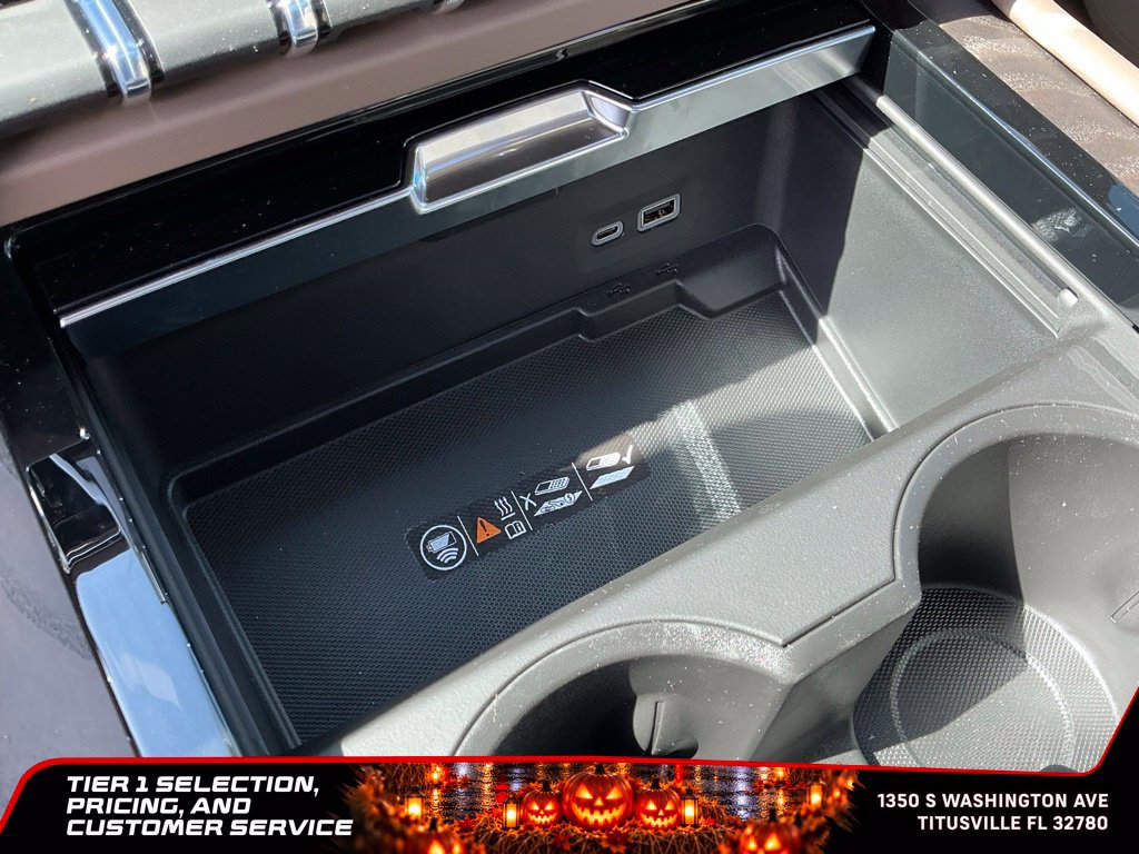 New 2026 GMC Yukon XL Denali w/ Sun & Power Step Package AWD/4WD image 44