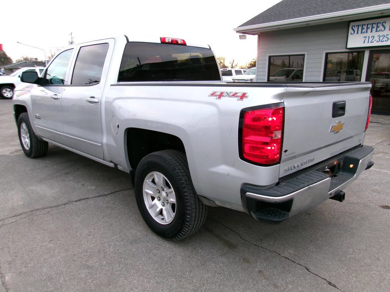 Used 2016 Chevrolet Silverado 1500 LT w/ Texas Edition image 2