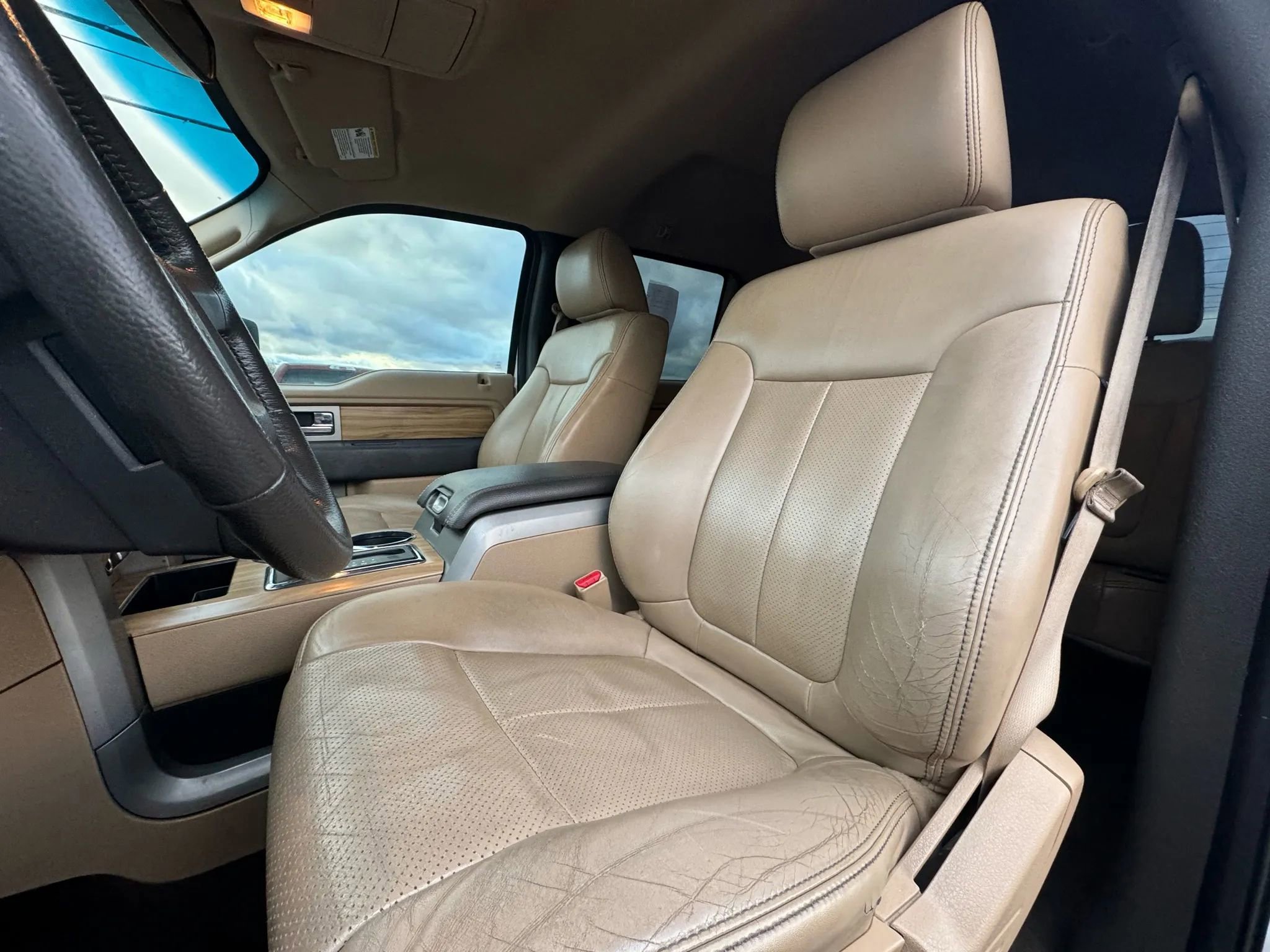 Used 2011 Ford F150 Lariat w/ Lariat Chrome Pkg image 7