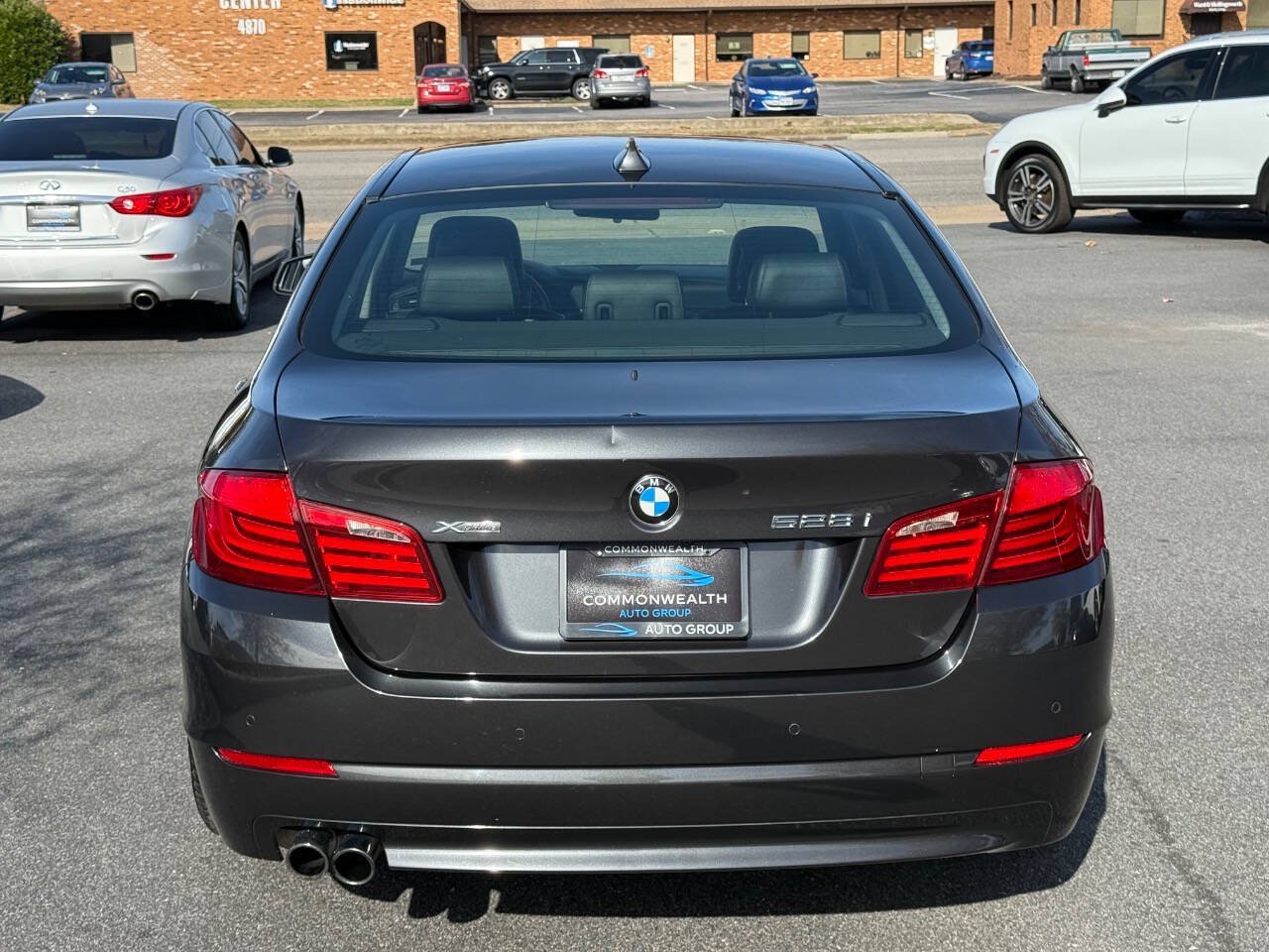 Used 2013 BMW 528i xDrive Sedan AWD/4WD image 5