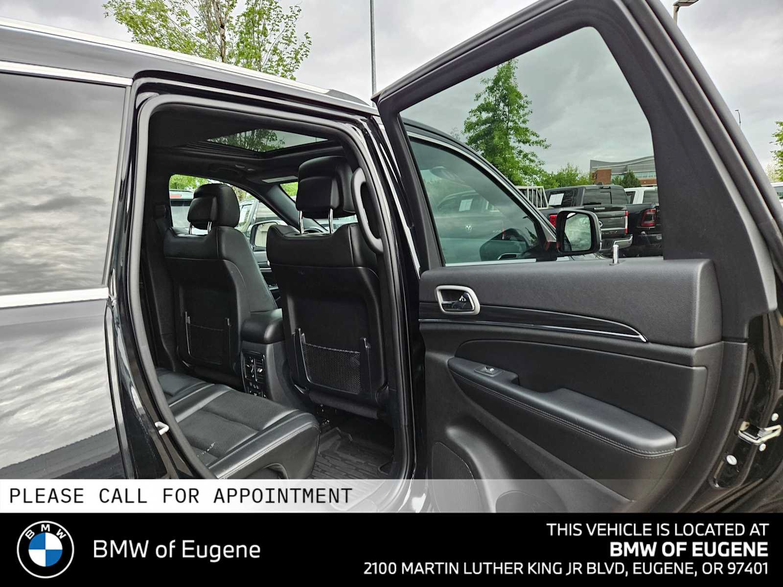 Used 2020 Jeep Grand Cherokee Limited w/ Luxury Group II AWD/4WD image 14