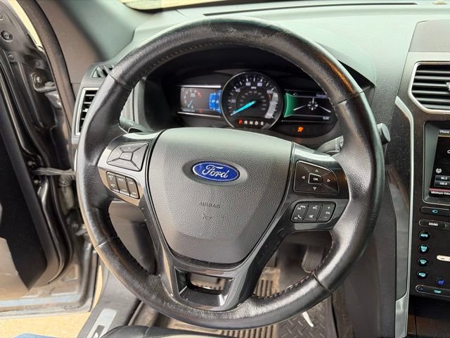 Used 2016 Ford Explorer Sport w/ Equipment Group 401A AWD/4WD image 12