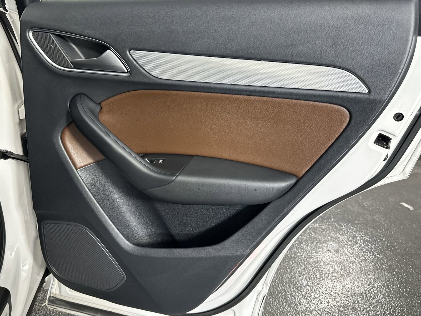 Used 2018 Audi Q3 2.0T Premium w/ Convenience Package image 36