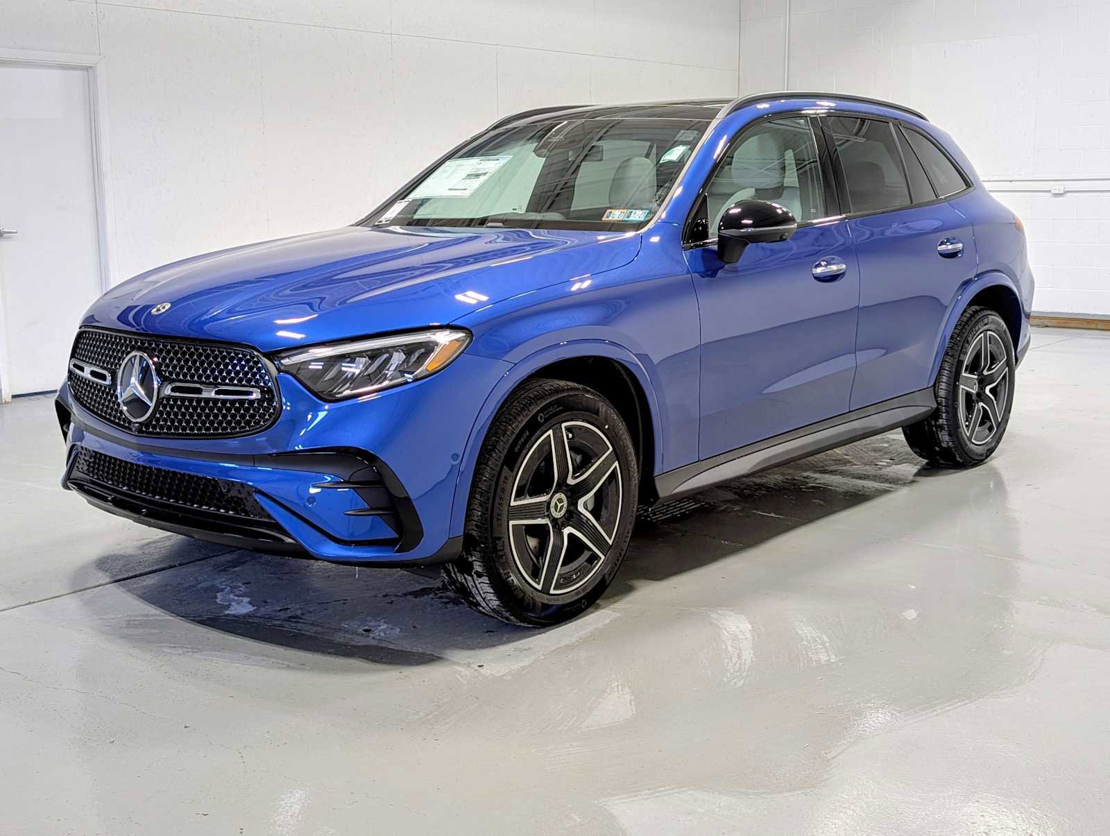 New 2026 Mercedes-Benz GLC 300 GLC 300 image 1