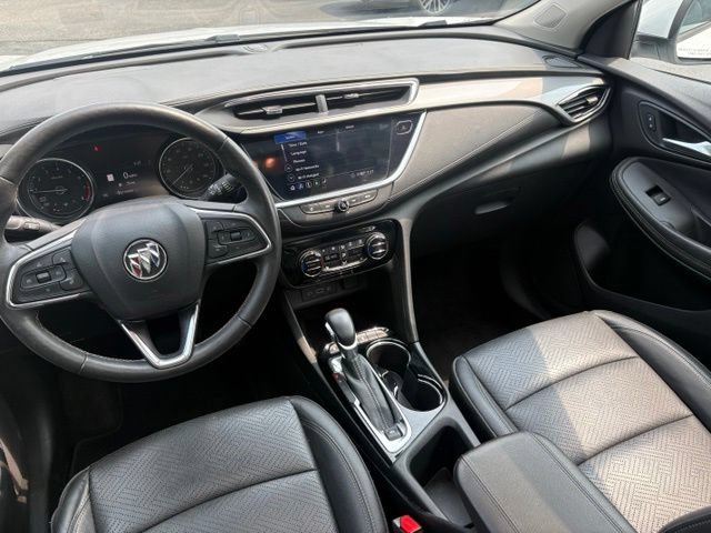 Used 2020 Buick Encore GX Essence w/ Experience Buick Package FWD image 20