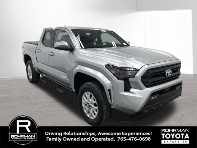 Used 2025 Toyota Tacoma SR5 AWD/4WD image 10
