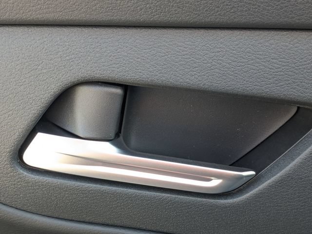 New 2026 Nissan Sentra SR w/ SR Premium Package FWD image 27