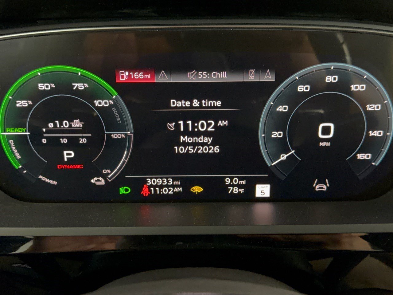 Certified 2024 Audi Q8 e-tron Premium Plus w/ Premium Plus Package AWD/4WD image 26
