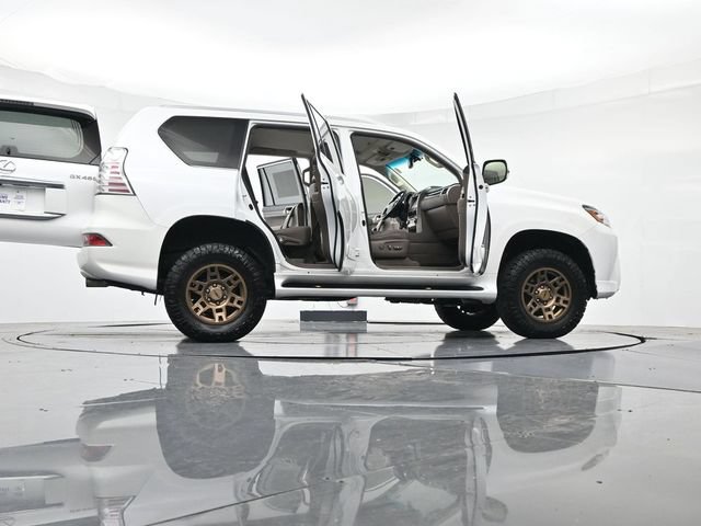 Used 2017 Lexus GX 460 w/ Navigation Package AWD/4WD image 59