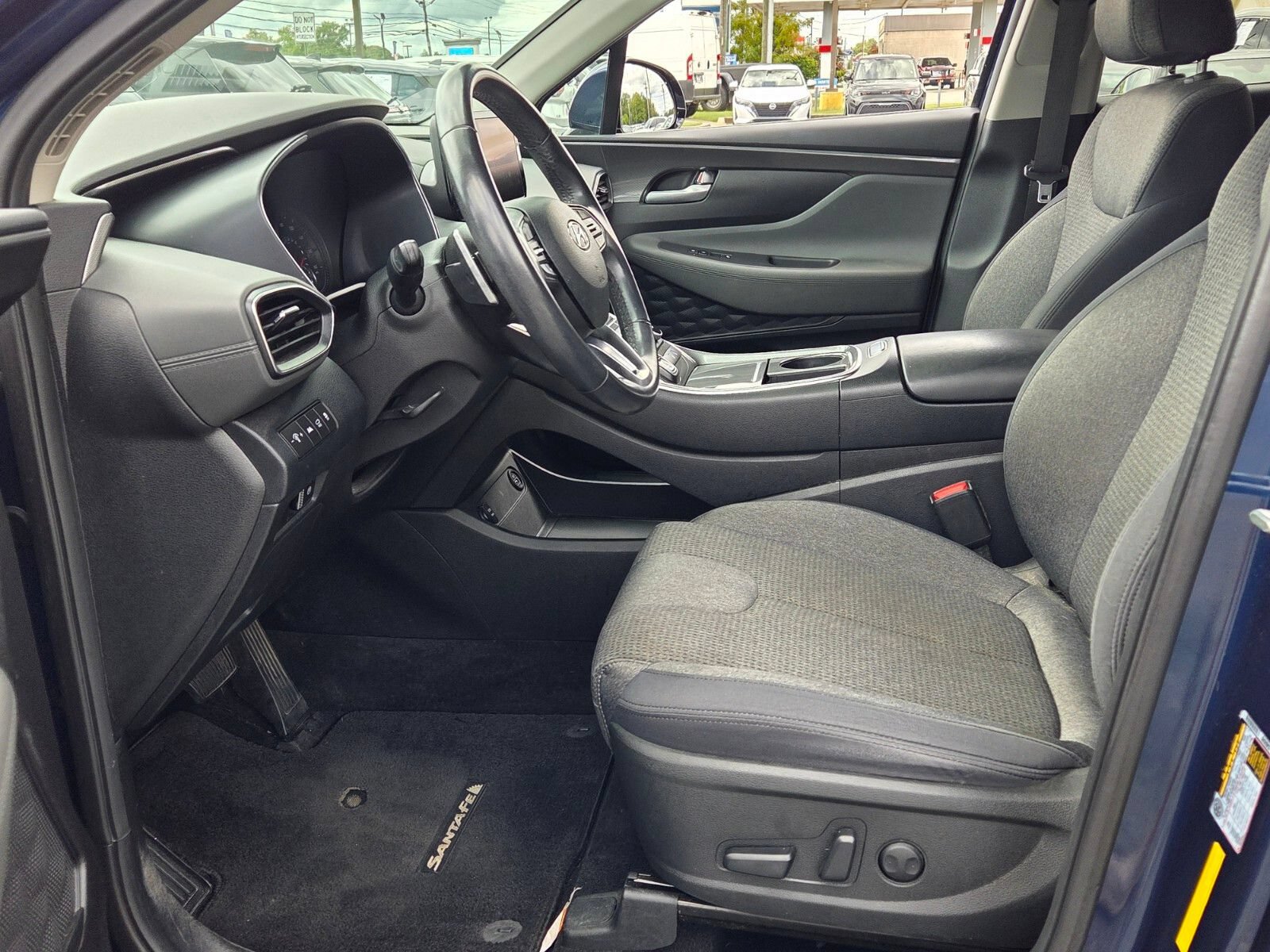 Used 2023 Hyundai Santa Fe SEL FWD image 5