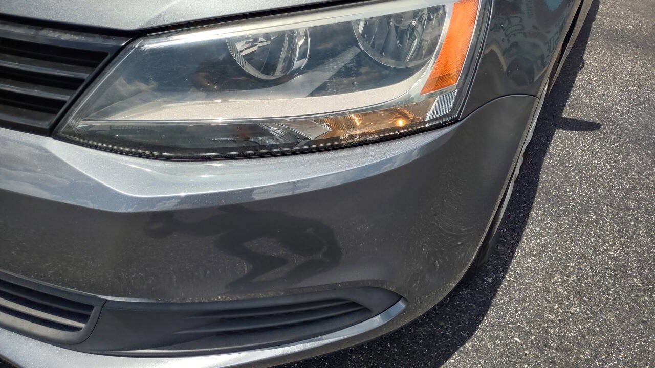 Used 2014 Volkswagen Jetta S image 38