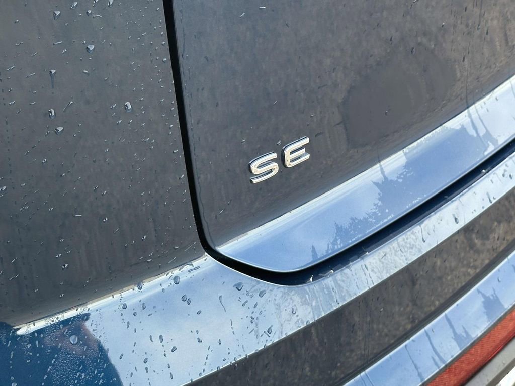 Certified 2023 Volkswagen Atlas Cross Sport SE image 10