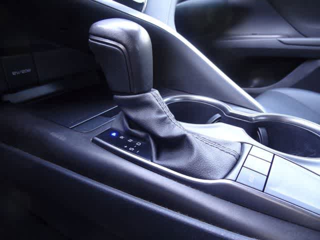 Used 2024 Toyota Camry SE FWD image 33