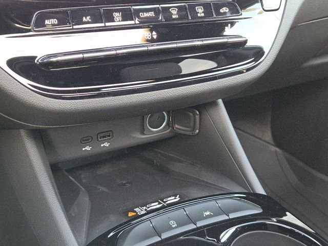 New 2026 Buick Envista Avenir image 8