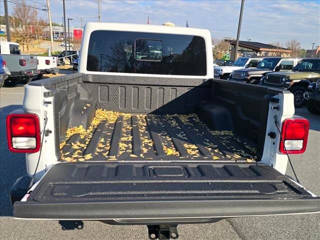 New 2026 Jeep Gladiator Sport image 8