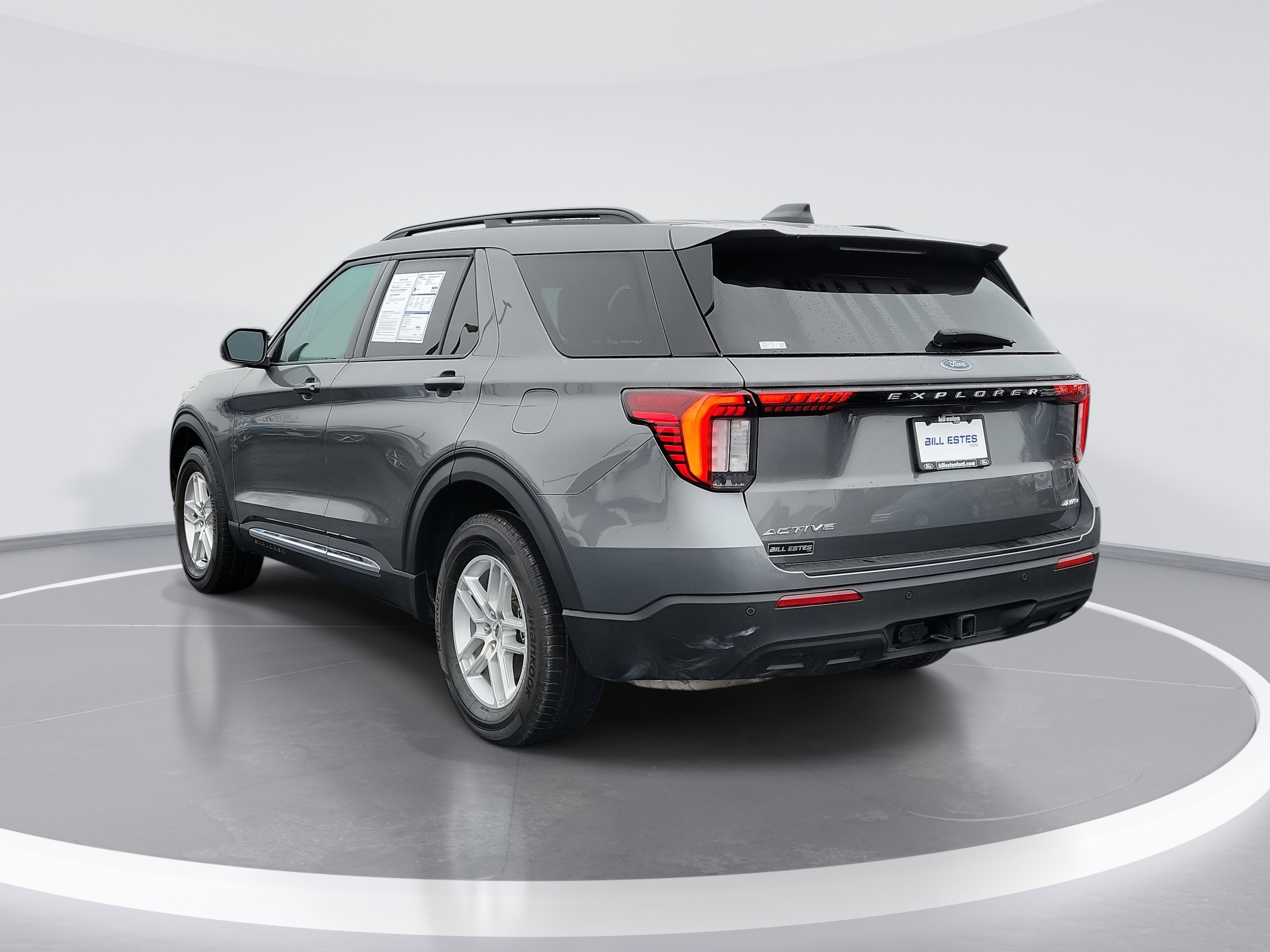Certified 2025 Ford Explorer Active image 4