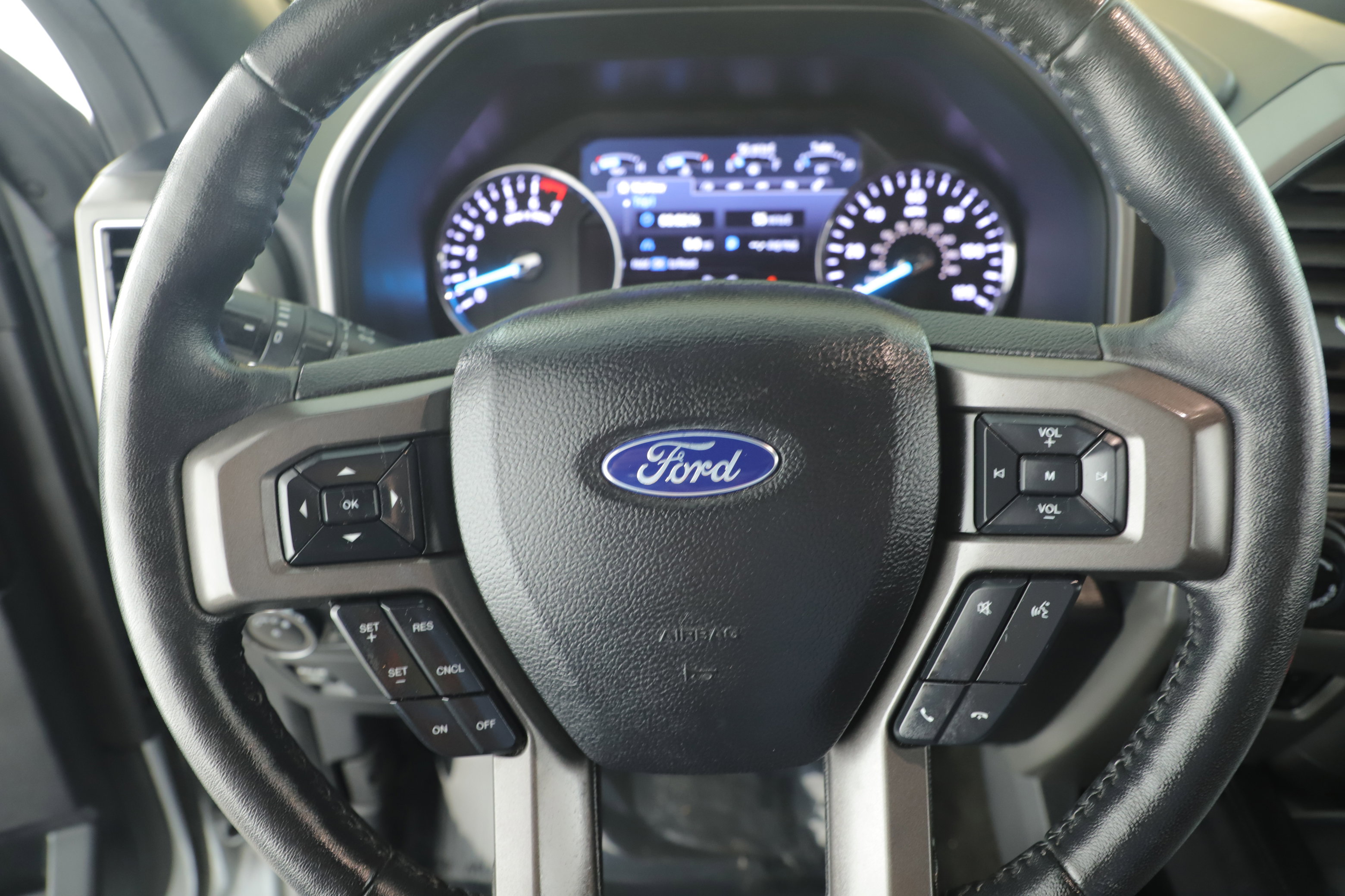 Used 2020 Ford Expedition Max XLT w/ Equipment Group 202A image 20