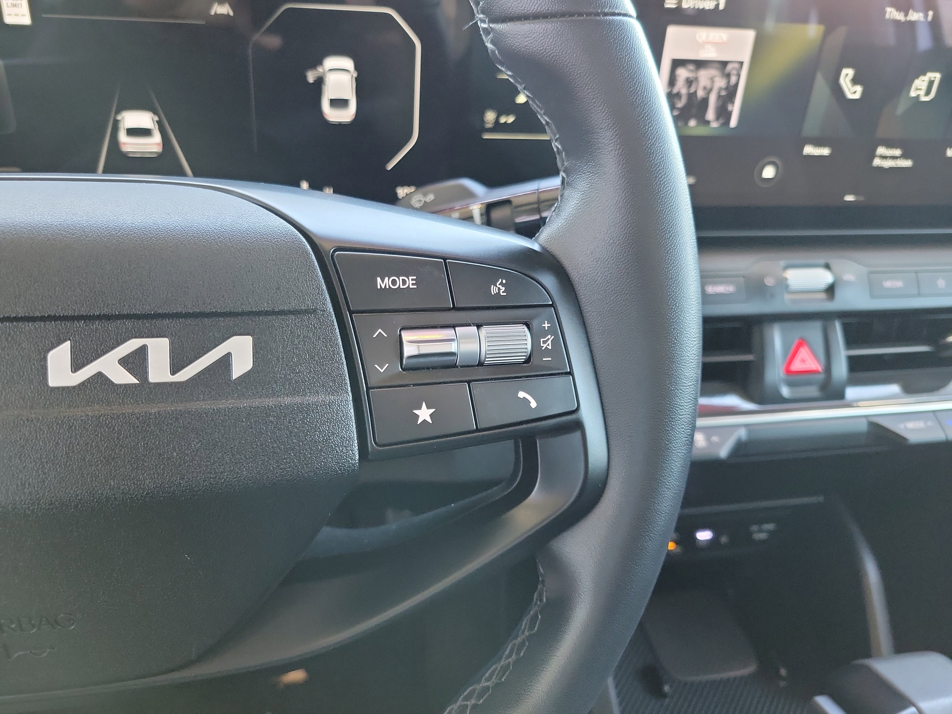 Used 2025 Kia K4 EX image 18