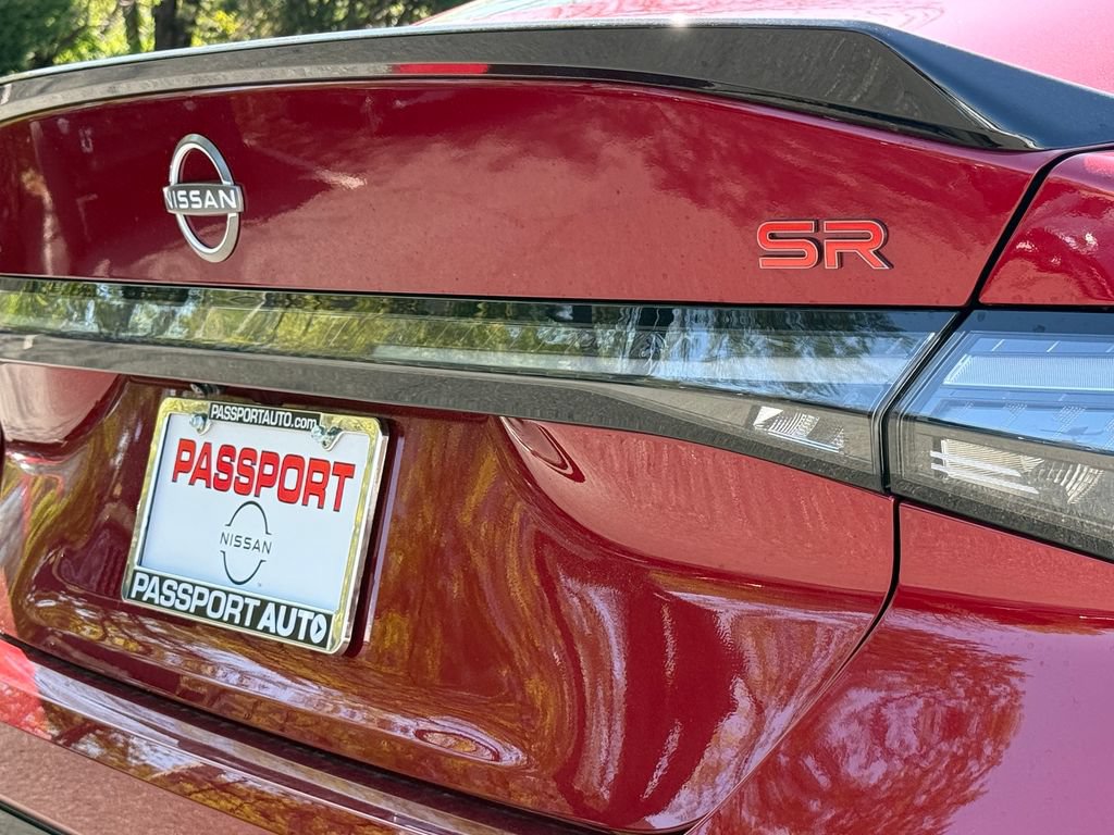 New 2026 Nissan Sentra SR w/ Floor Mat Package FWD image 7