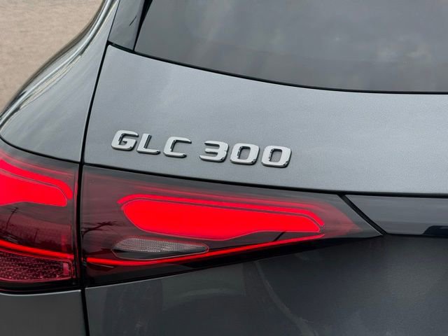 Used 2023 Mercedes-Benz GLC 300 GLC 300 image 8