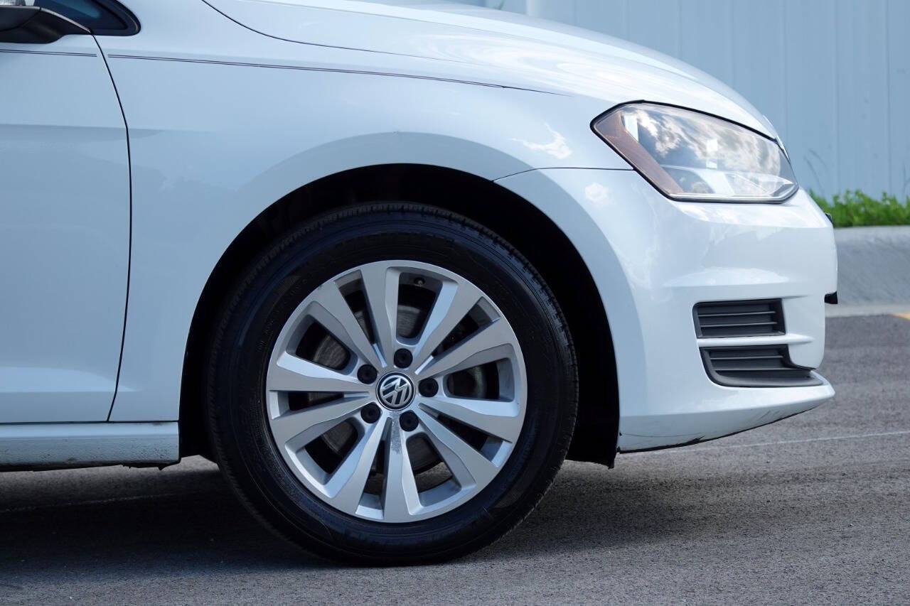 Used 2015 Volkswagen Golf TDI S FWD image 35