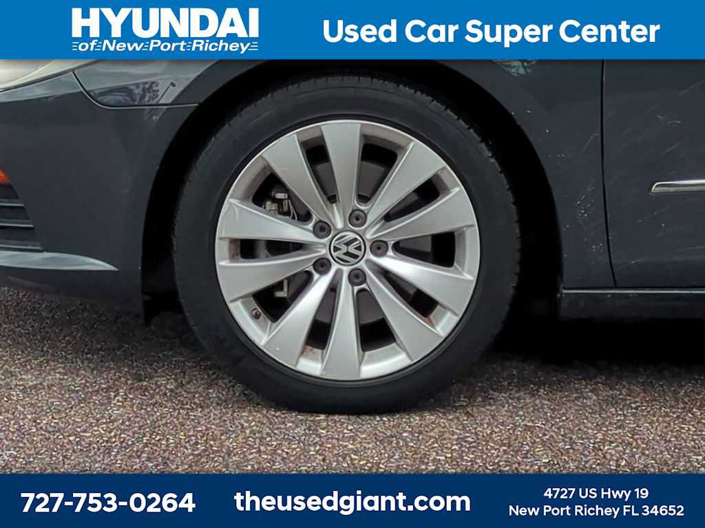Used 2012 Volkswagen CC Sport FWD image 10