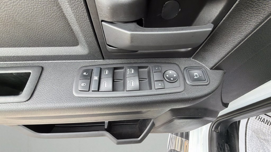 Used 2024 RAM 5500 Tradesman w/ Chrome Appearance Group AWD/4WD image 20