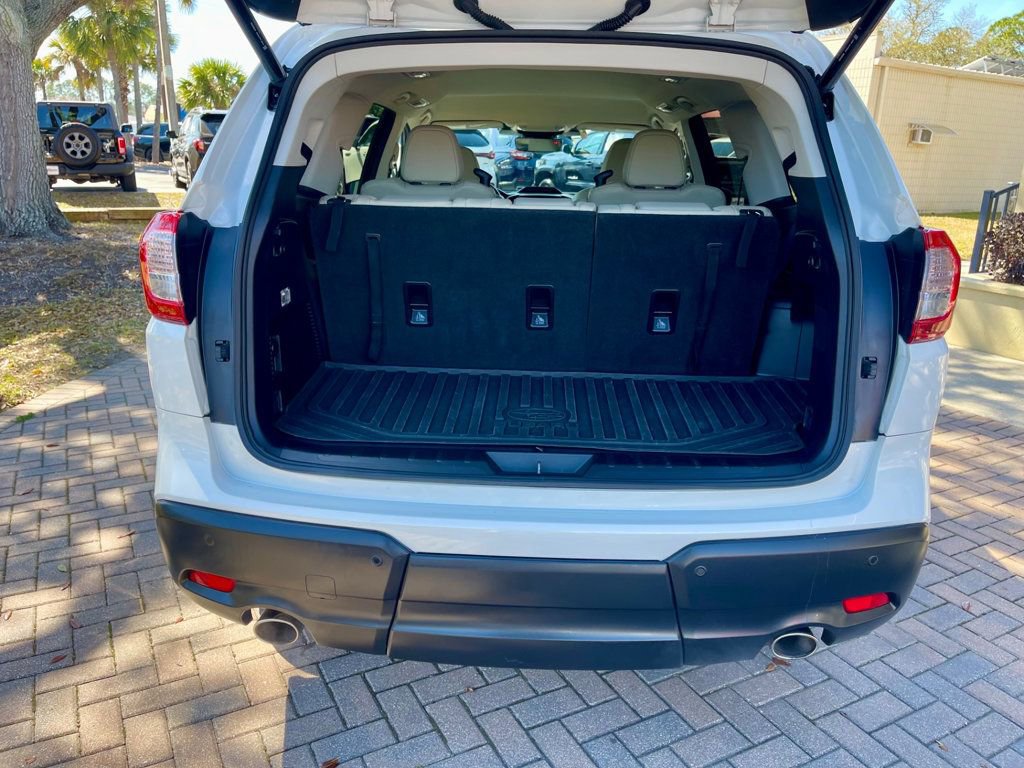 Used 2023 Subaru Ascent Limited image 5