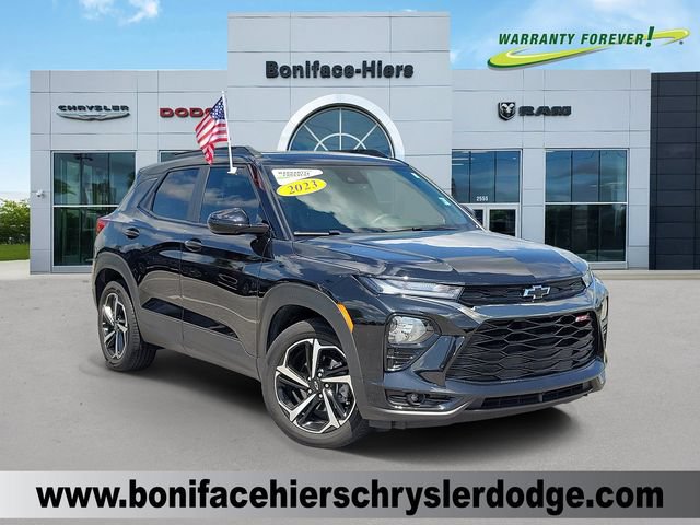 Used 2023 Chevrolet TrailBlazer RS w/ Sun and Liftgate Package