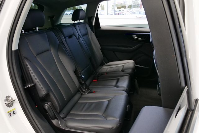 Used 2024 Audi Q7 3.0T Premium Plus image 18