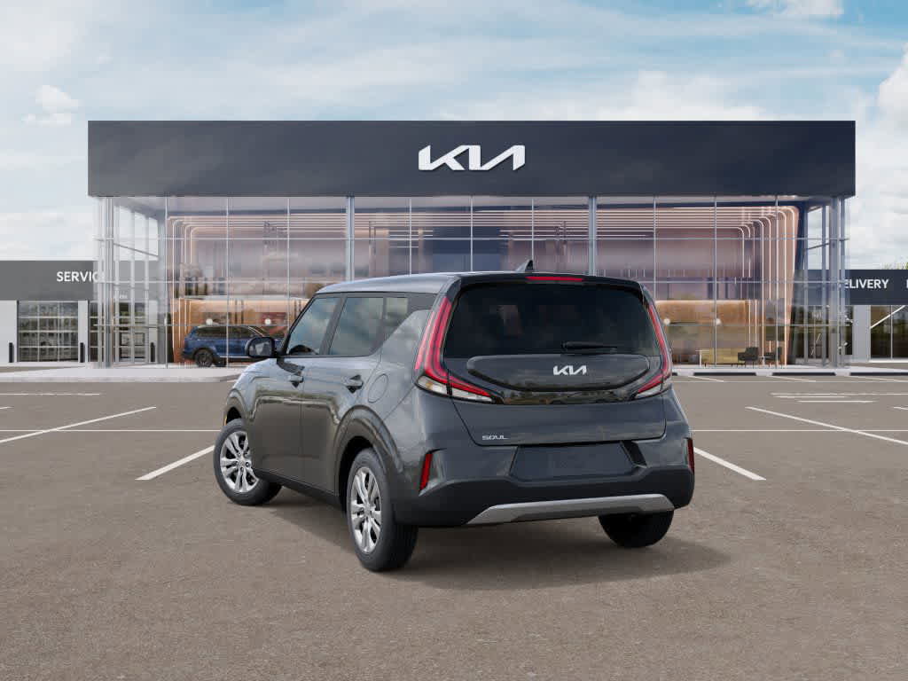 New 2025 Kia Soul LX image 4