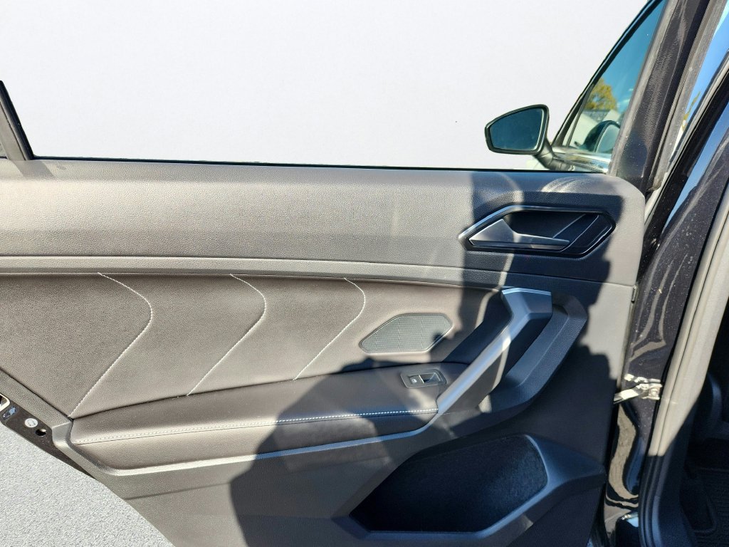 Certified 2024 Volkswagen Tiguan SE AWD/4WD image 23