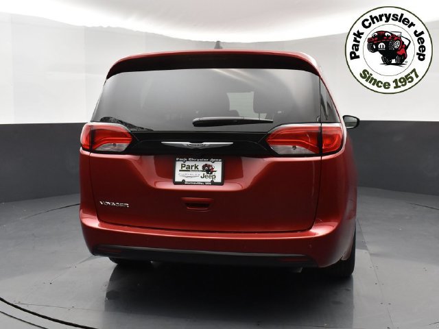 New 2026 Chrysler Voyager LX FWD image 5