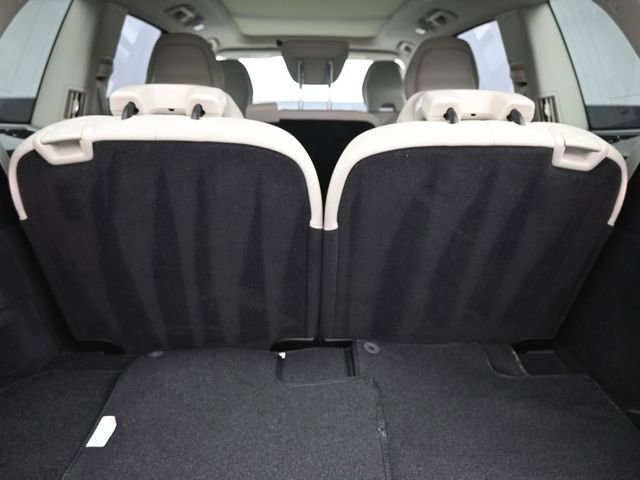 Used 2023 Volvo XC90 B6 Plus AWD/4WD image 31