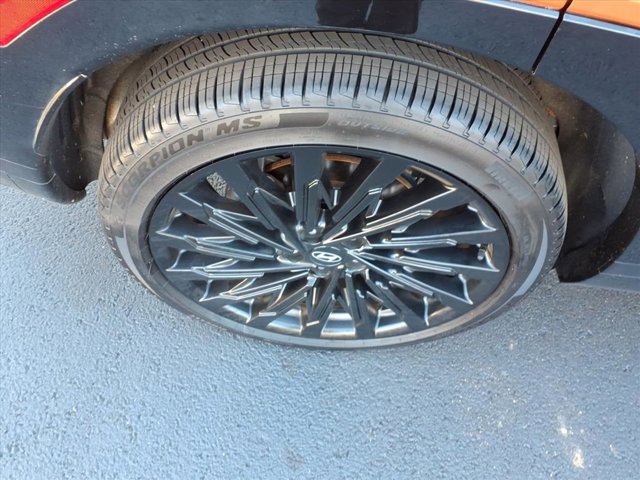 Used 2024 Hyundai Santa Fe Calligraphy image 9