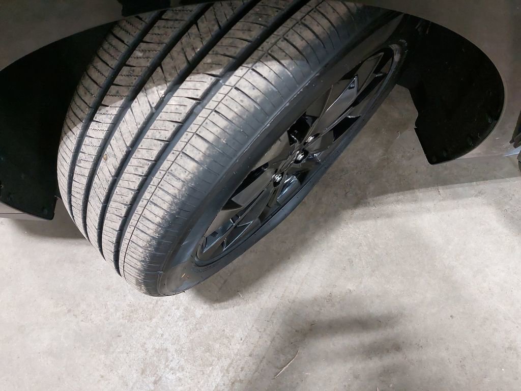 Used 2024 Kia Carnival SX Prestige image 35